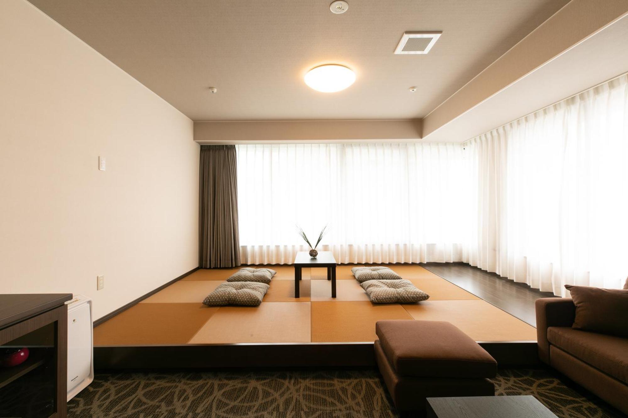 Hotel Silk Tree Nagoja Zewnętrze zdjęcie